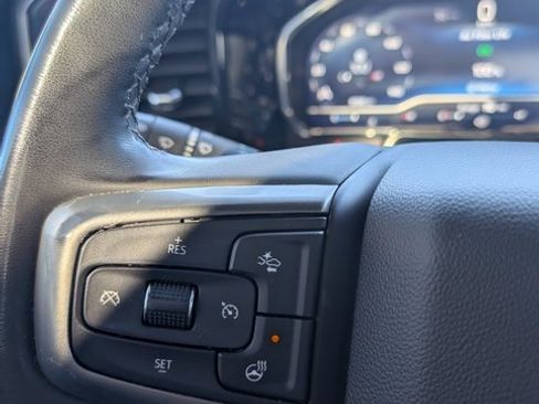 Used 2025 Chevrolet Silverado 3500 LT w/ Safety Package image 21