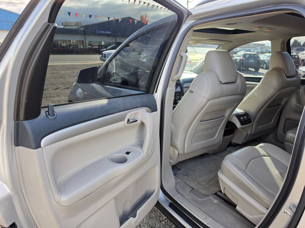 Used 2009 Saturn Outlook XE w/ Premium Trim Package AWD/4WD image 18