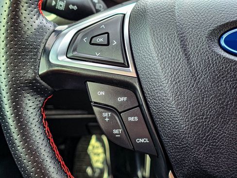 Used 2024 Ford Edge ST-Line image 24