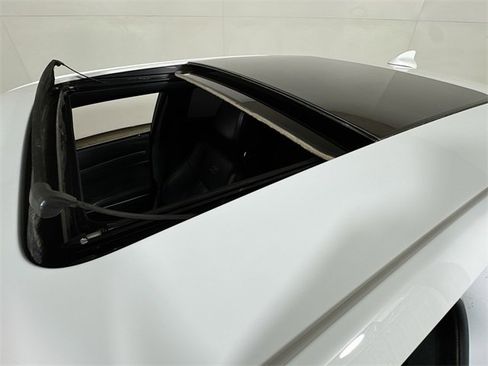 Used 2023 Chrysler 300 S w/ Comfort Group image 20