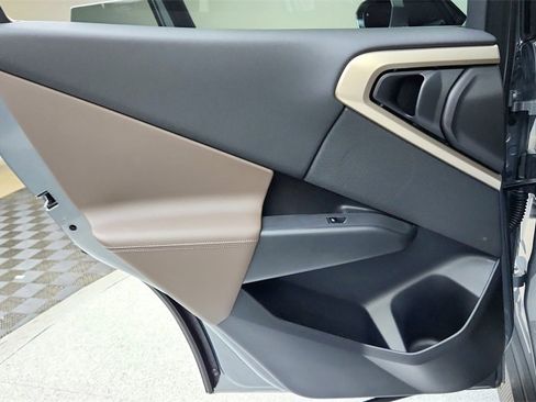 Used 2025 BMW X3 xDrive30i w/ Premium Package image 29