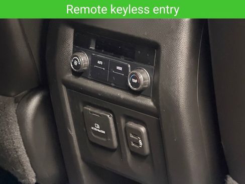 Certified 2020 Chevrolet Traverse LT w/ LT Premium Package image 19