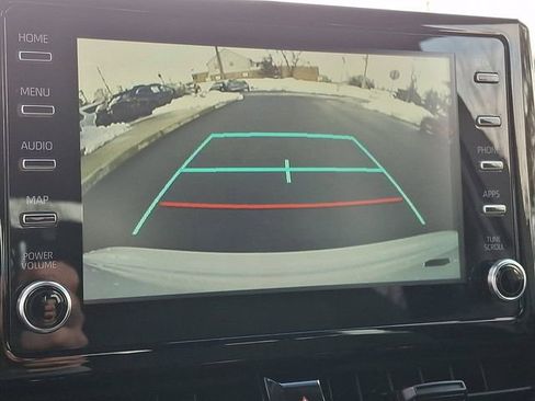 Used 2020 Toyota Corolla LE image 19