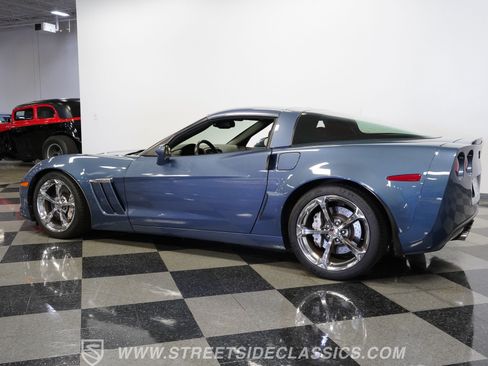 Used 2011 Chevrolet Corvette Grand Sport RWD image 9