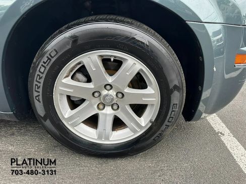 Used 2006 Chrysler 300 Touring RWD image 17