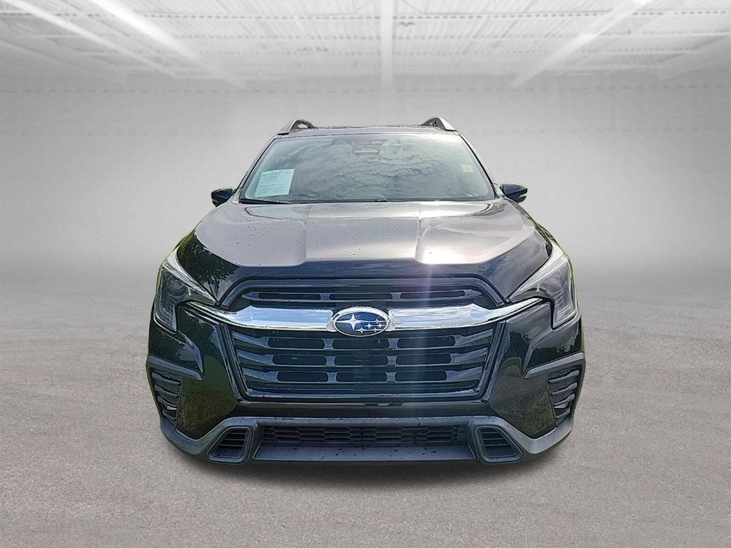 Used 2023 Subaru Ascent Limited AWD/4WD image 3