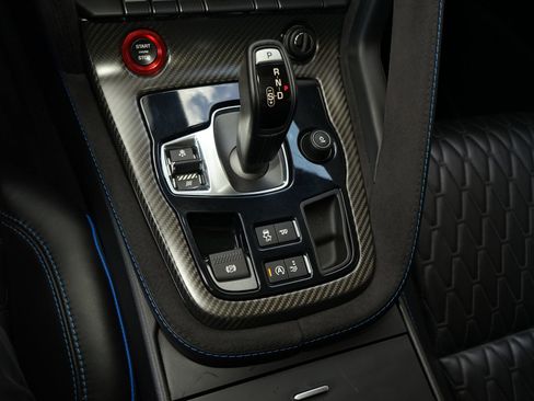 Used 2017 Jaguar F-TYPE SVR image 14