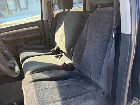 Used 2004 Dodge Ram 1500 Truck SLT image 7