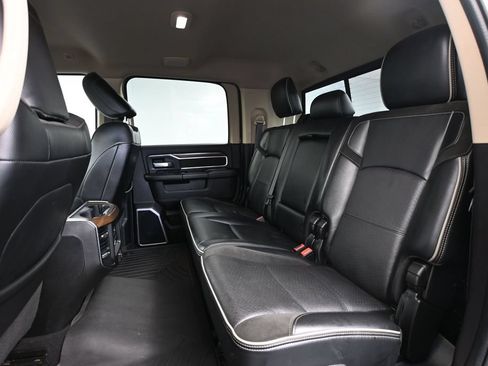 Used 2022 RAM 3500 Laramie AWD/4WD image 39