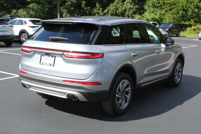 Certified 2023 Lincoln Corsair AWD image 3