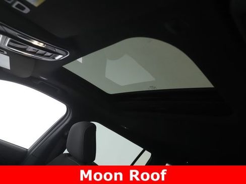 Used 2025 Jeep Grand Cherokee L Laredo w/ Luxury Tech Group I image 18