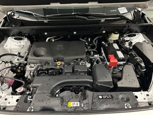 Used 2025 Toyota RAV4 LE image 30