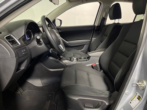 Used 2016 MAZDA CX-5 Touring image 12