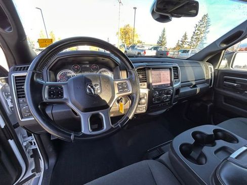 Used 2022 RAM 1500 Classic Warlock image 16