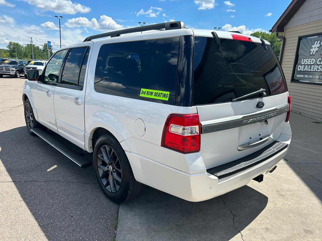 Used 2017 Ford Expedition EL Limited w/ Equipment Group 301A AWD/4WD image 7