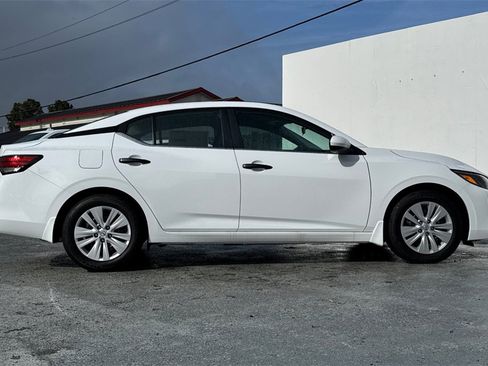 New 2025 Nissan Sentra S image 4