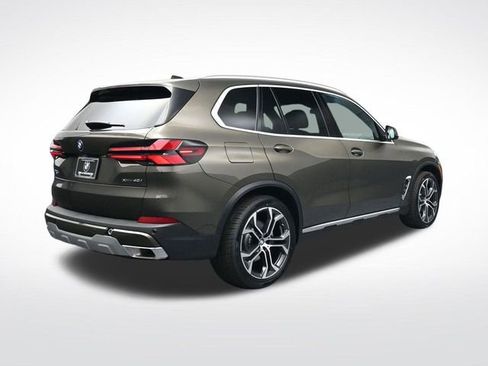 New 2026 BMW X5 xDrive40i w/ Climate Comfort Package image 4