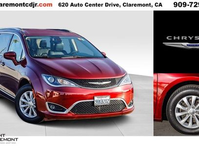 Used 2019 Chrysler Pacifica Touring-L
