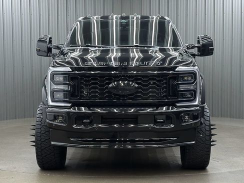 Used 2026 Ford F450 Platinum w/ FX4 Off-Road Package AWD/4WD image 8
