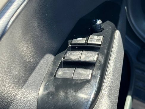 Used 2025 Toyota Camry LE FWD image 20