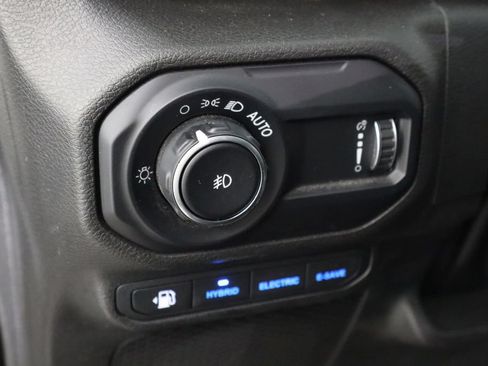 Used 2023 Jeep Wrangler Unlimited Rubicon 4xe w/ Cold Weather Group AWD/4WD image 22