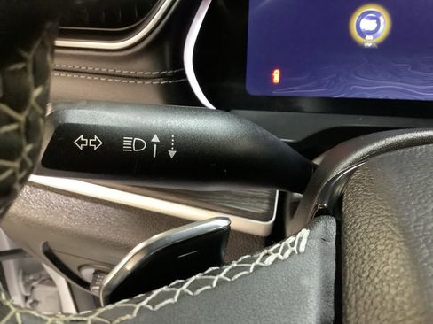 Certified 2023 Jeep Grand Cherokee Limited AWD/4WD image 28