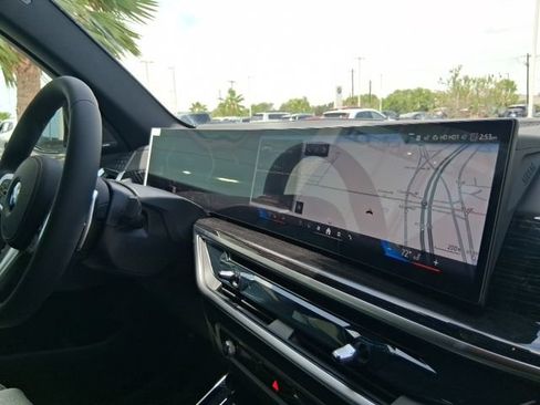 New 2026 BMW X5 sDrive40i w/ M Sport Package RWD image 11