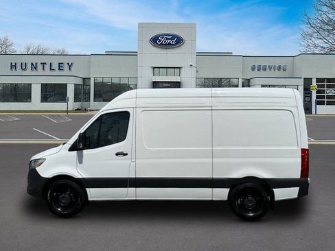 Used 2025 Mercedes-Benz Sprinter 2500 image 7