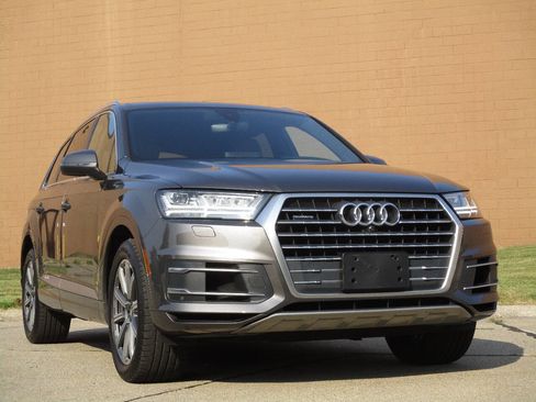 Used 2018 Audi Q7 3.0T Prestige w/ Prestige Package AWD/4WD image 63