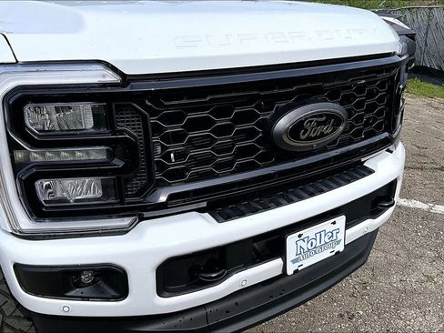 New 2026 Ford F250 Lariat w/ Black Appearance Package AWD/4WD image 35