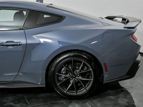 Used 2025 Ford Mustang Dark Horse image 8