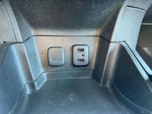 Used 2017 Chevrolet Volt LT image 31