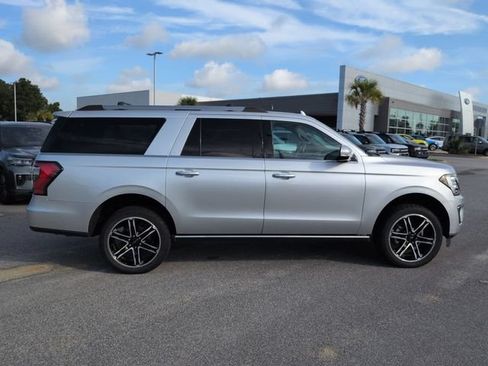 Used 2019 Ford Expedition Max Limited w/ Special Edition Package AWD/4WD image 3