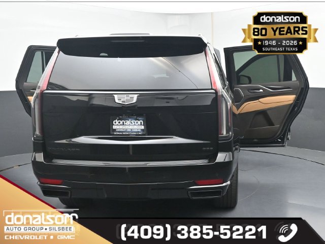 Used 2023 Cadillac Escalade Sport w/ LPO, ONYX Package AWD/4WD image 26