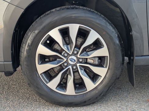 Used 2024 Subaru Outback Limited AWD/4WD image 9