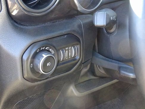 Used 2020 Jeep Wrangler Unlimited Sport image 14