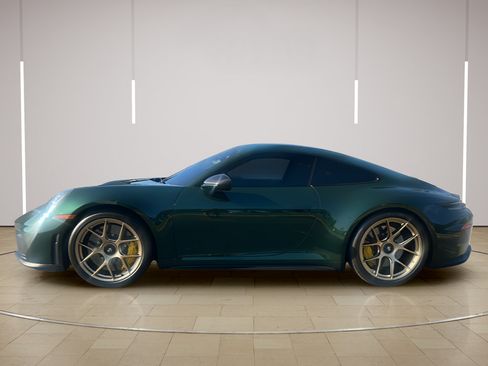 Certified 2026 Porsche 911 GT3 RWD image 2