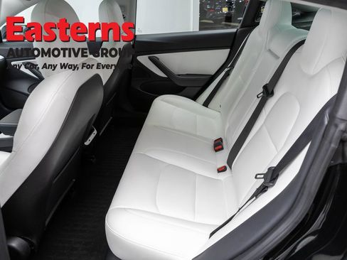 Used 2018 Tesla Model 3 Long Range AWD/4WD image 17