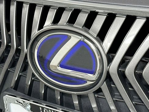 Used 2021 Lexus ES 300h w/ Luxury Package FWD image 15