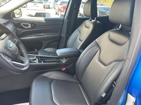 New 2026 Jeep Compass Limited image 33