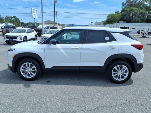 New 2026 Chevrolet TrailBlazer LS w/ LS Convenience Package FWD image 6