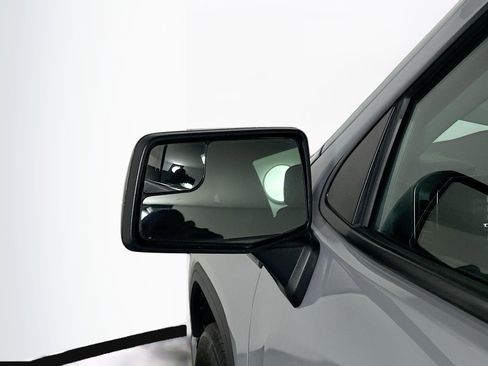 Used 2024 GMC Sierra 1500 Elevation image 16