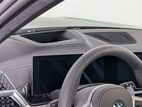 New 2026 BMW X7 xDrive40i AWD/4WD image 14