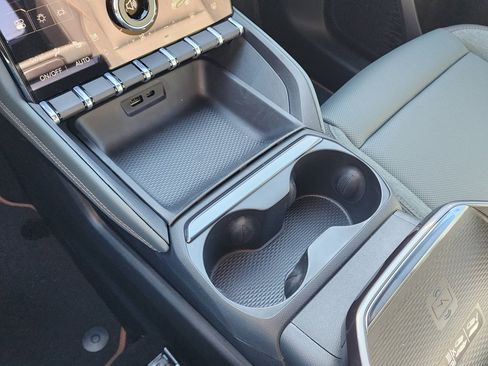 New 2026 GMC Terrain AT4 w/ Convenience Package III image 32