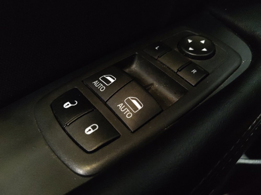 Used 2022 Dodge Challenger SXT w/ Blacktop Package RWD image 27