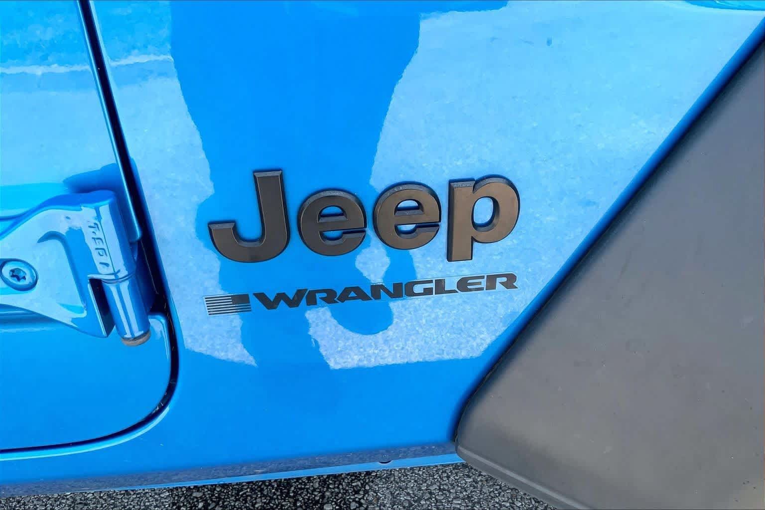 Used 2023 Jeep Wrangler Sport AWD/4WD image 29