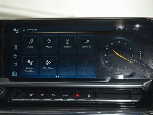 Used 2024 Chevrolet Silverado 3500 High Country w/ Technology Package image 34