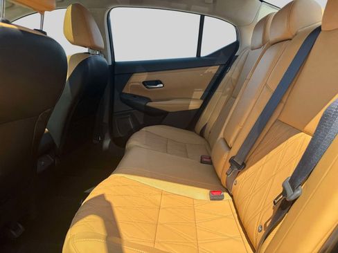 Used 2023 Nissan Sentra SV w/ SV Premium Package FWD image 11
