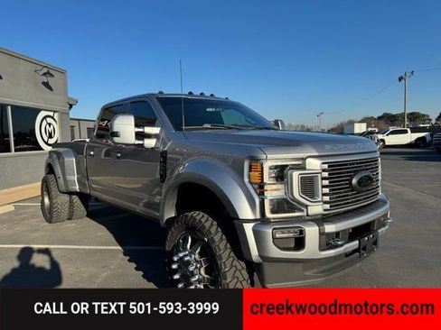 Used 2020 Ford F450 Platinum w/ FX4 Off-Road Package image 2