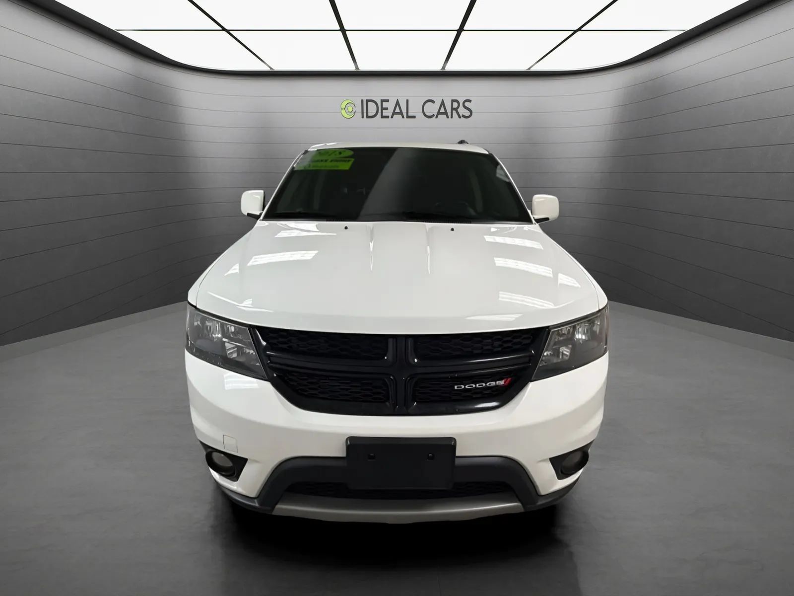 Used 2018 Dodge Journey Crossroad FWD image 2